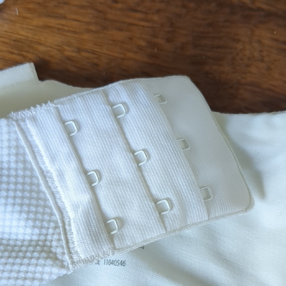 Cacique Cream Textured Bra - Picture 4 of 5